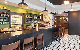 Raven Inn Whitehorse